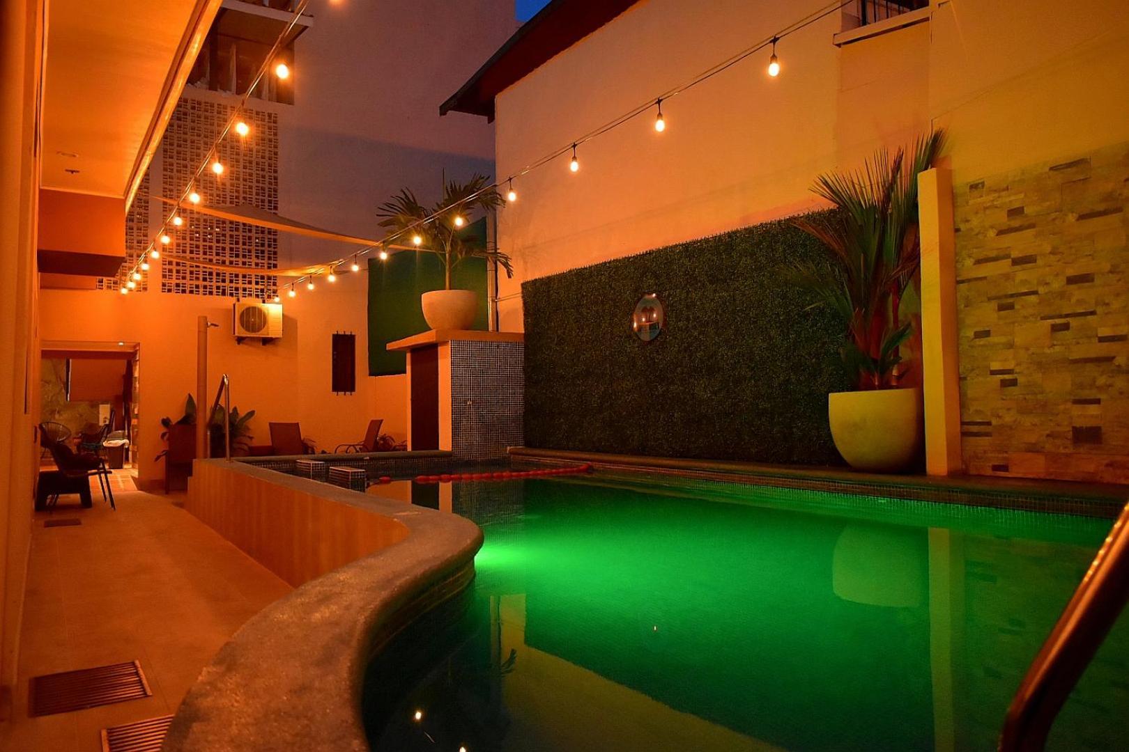 Hotel Cabinas Midey Puntarenas Bagian luar foto