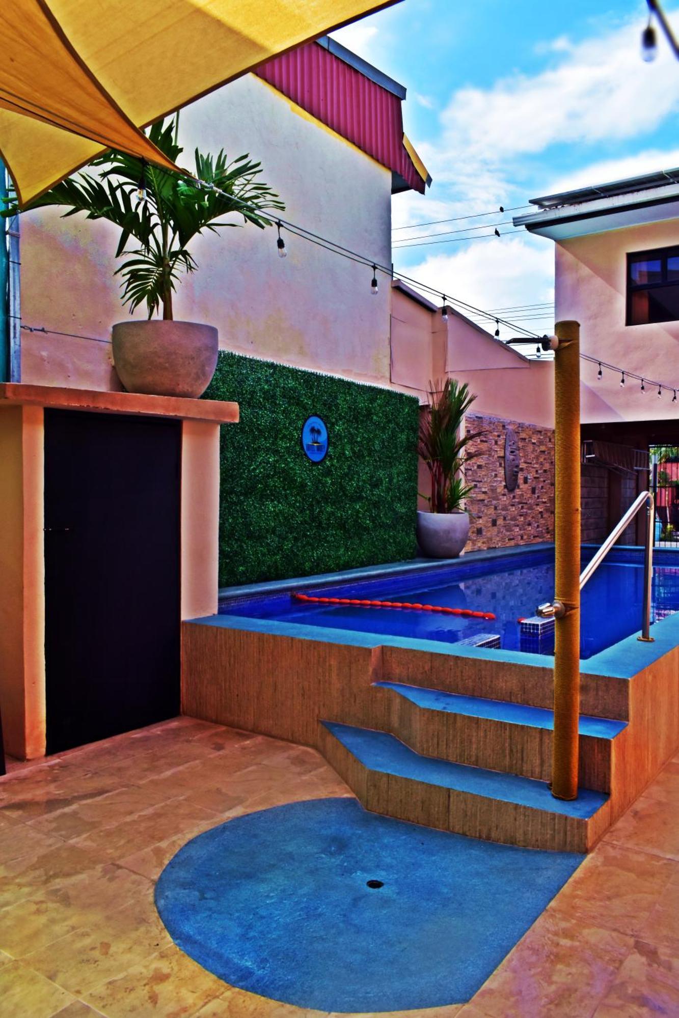 Hotel Cabinas Midey Puntarenas Bagian luar foto